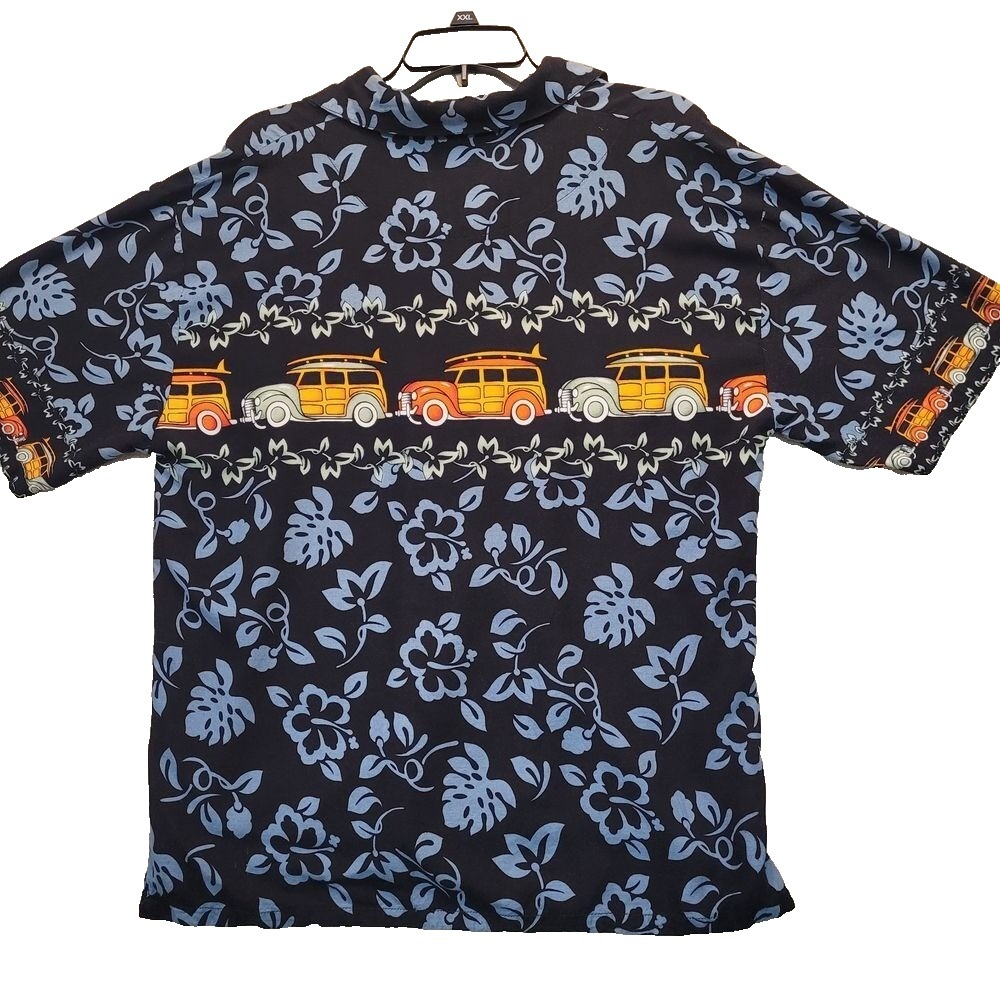 Retro  Men's Sz Medium Vintage Basix Tropical Print 100% Rayon Hawaiian  Surfing